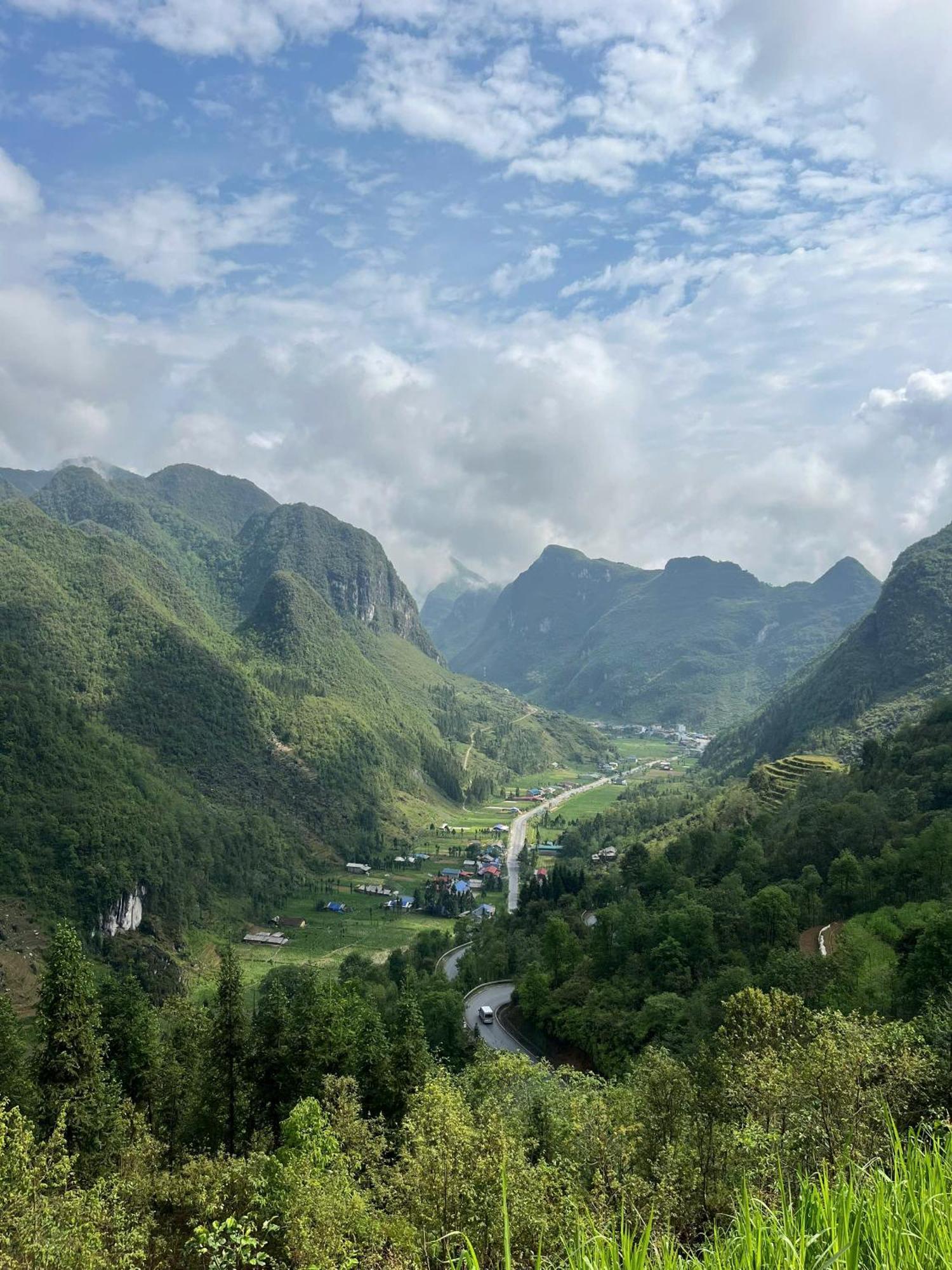 Thuy Anh Hotel Хазянг Экстерьер фото