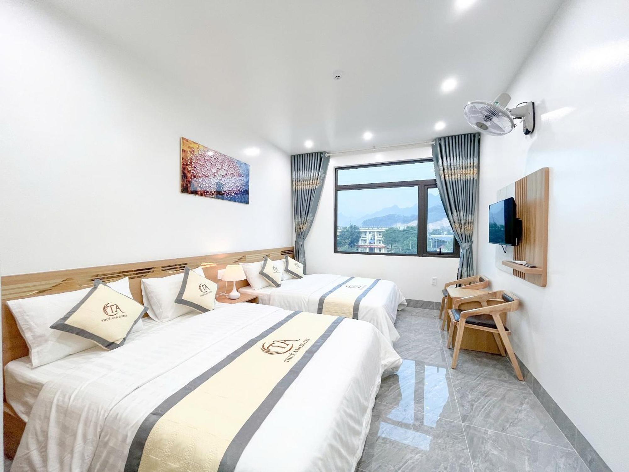 Thuy Anh Hotel Хазянг Экстерьер фото