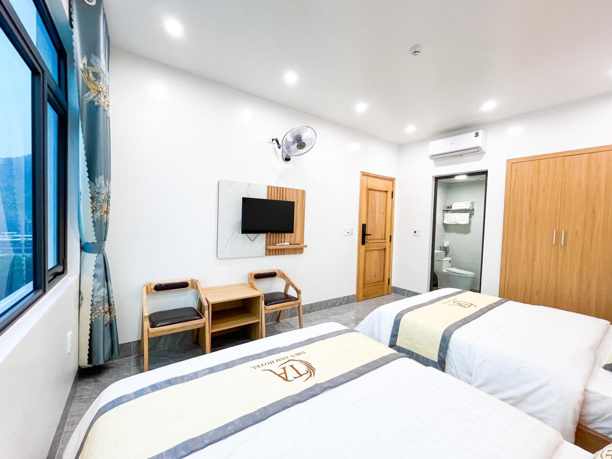 Thuy Anh Hotel Хазянг Экстерьер фото
