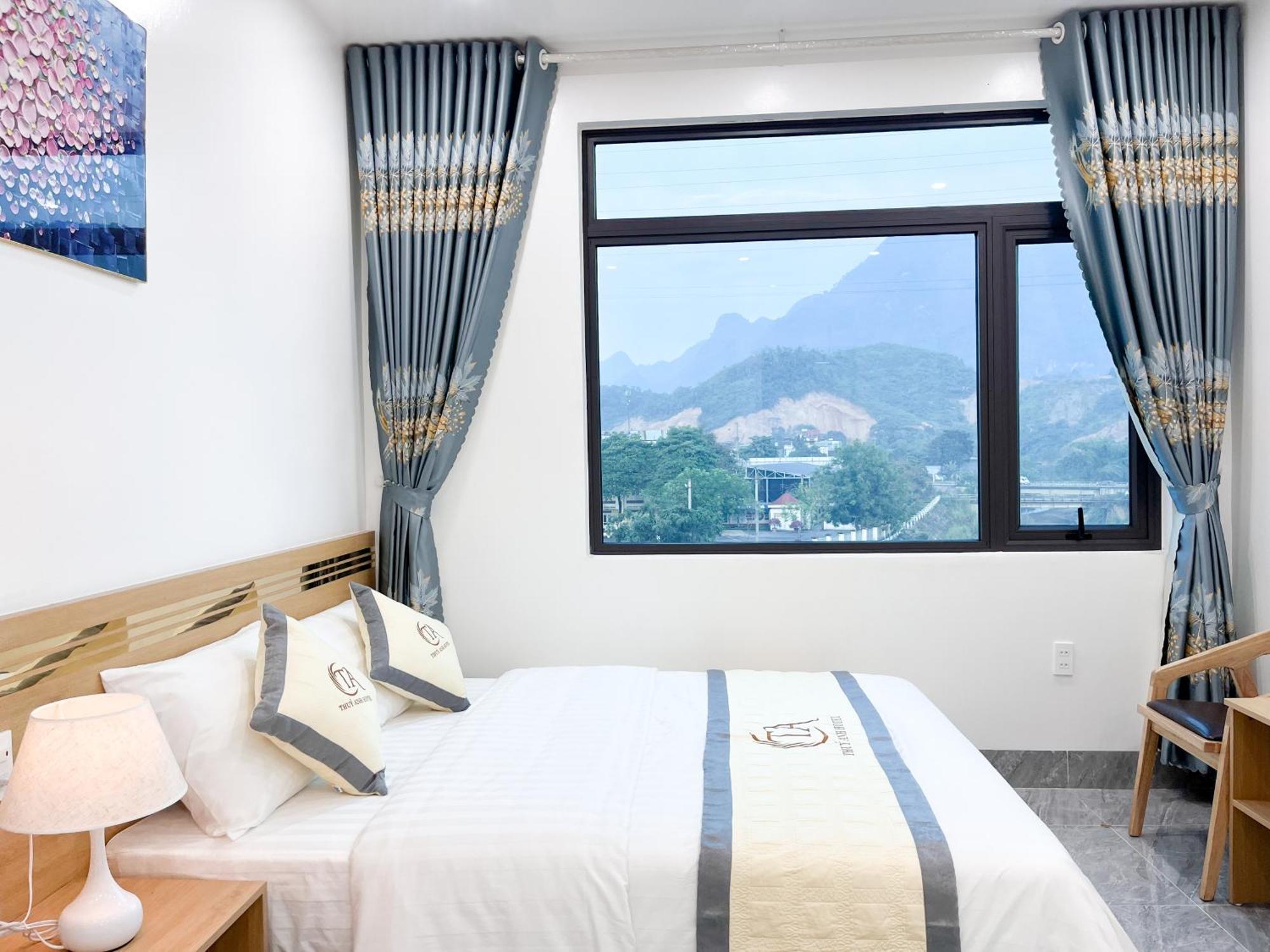Thuy Anh Hotel Хазянг Экстерьер фото