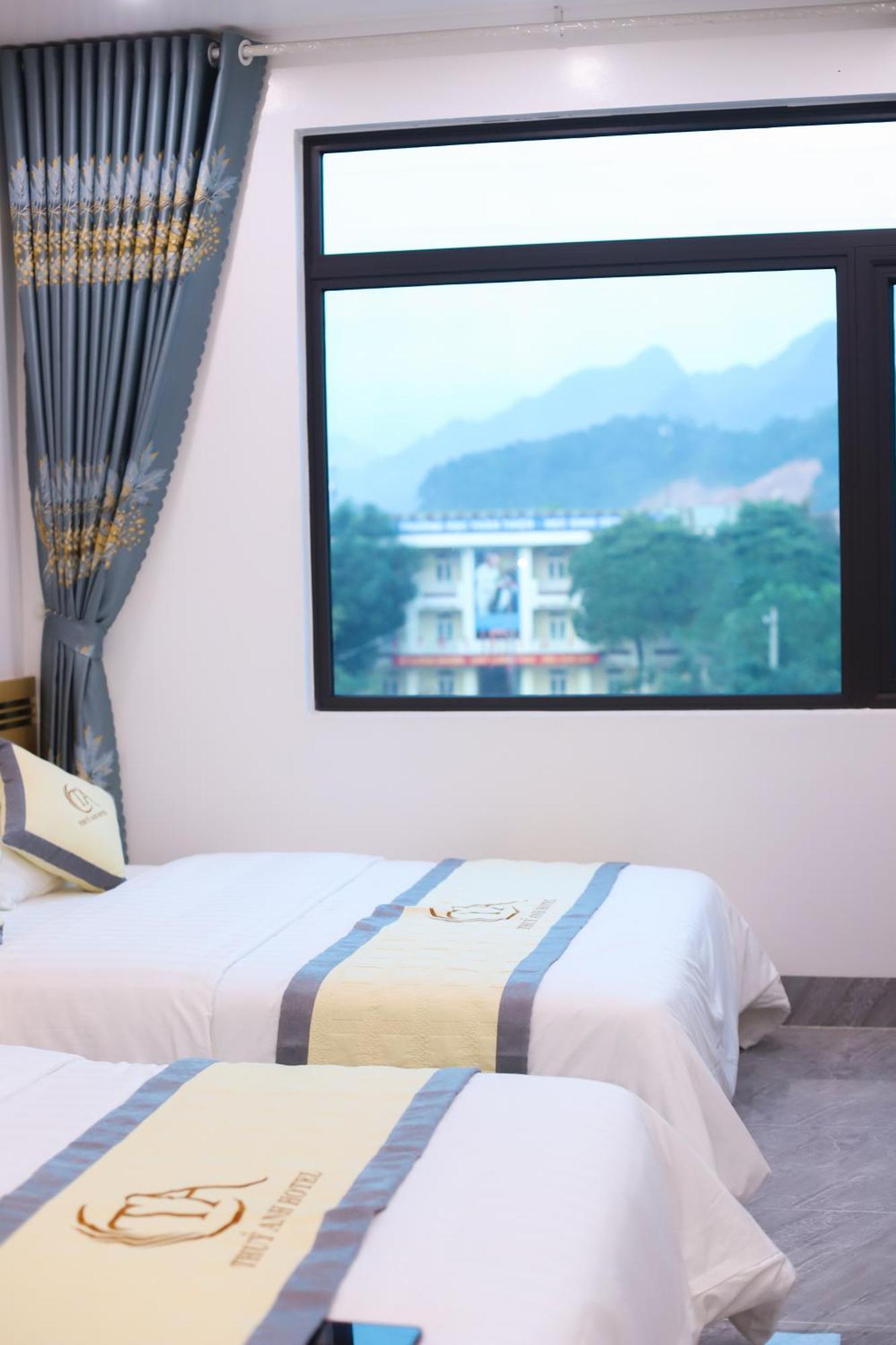 Thuy Anh Hotel Хазянг Экстерьер фото